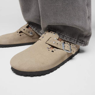 Birkenstock Boston Suede Rivet in Taupe